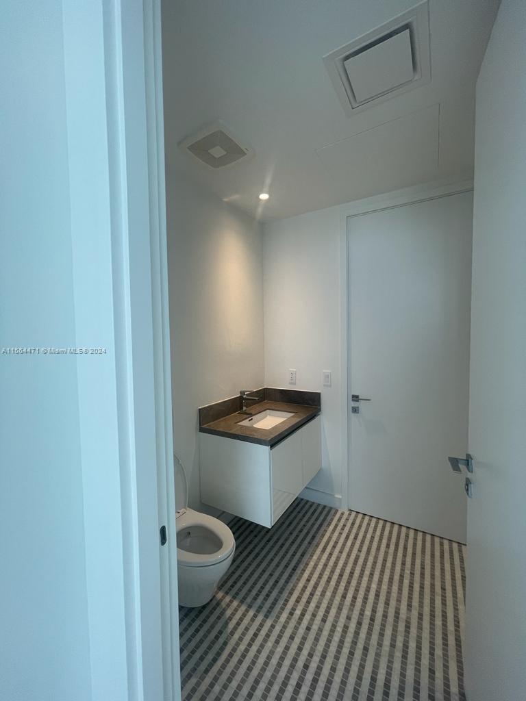 Miami, Florida 33137, 2 Bedrooms Bedrooms, ,2 BathroomsBathrooms,Residentiallease,For Rent,A11564471