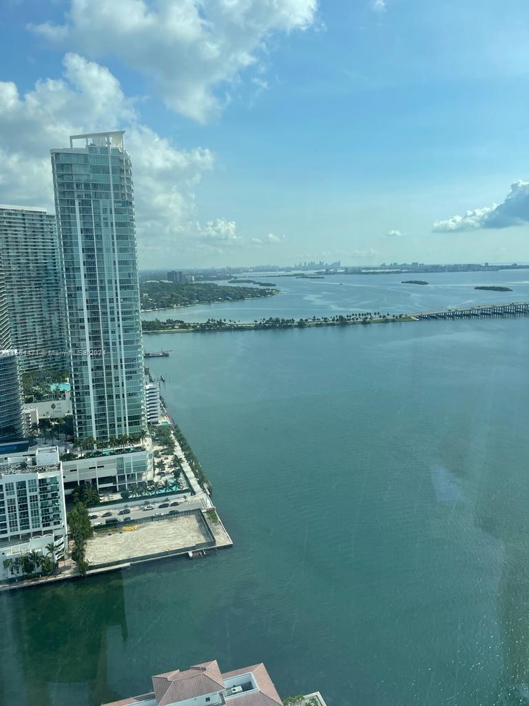 Miami, Florida 33137, 2 Bedrooms Bedrooms, ,2 BathroomsBathrooms,Residentiallease,For Rent,A11564471