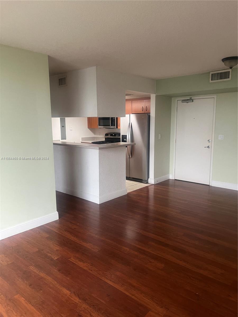 816 NW 11th St 1002, Miami, Florida 33136, 2 Bedrooms Bedrooms, ,2 BathroomsBathrooms,Residentiallease,For Rent,816 NW 11th St 1002,A11564460