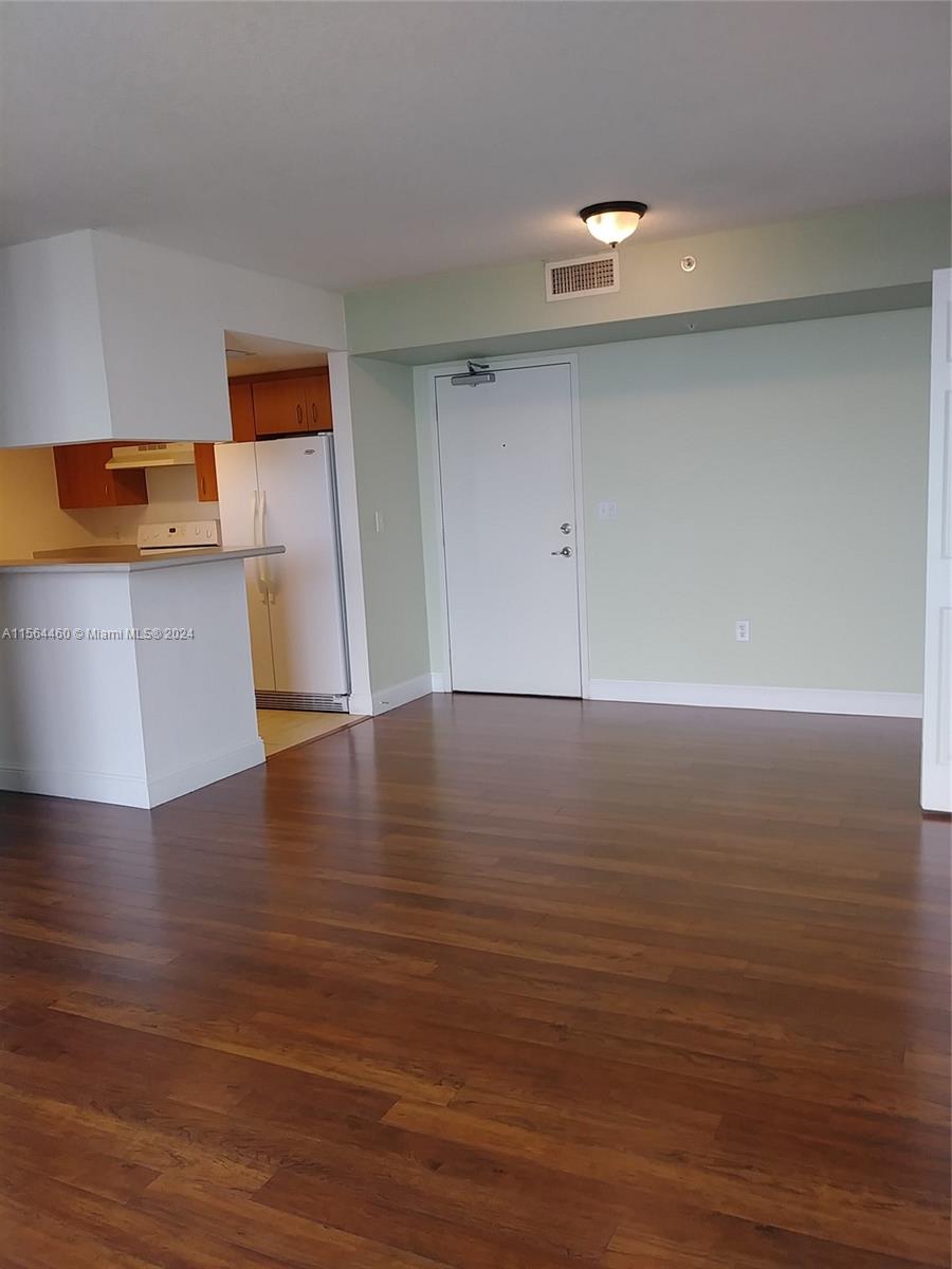 816 NW 11th St 1002, Miami, Florida 33136, 2 Bedrooms Bedrooms, ,2 BathroomsBathrooms,Residentiallease,For Rent,816 NW 11th St 1002,A11564460