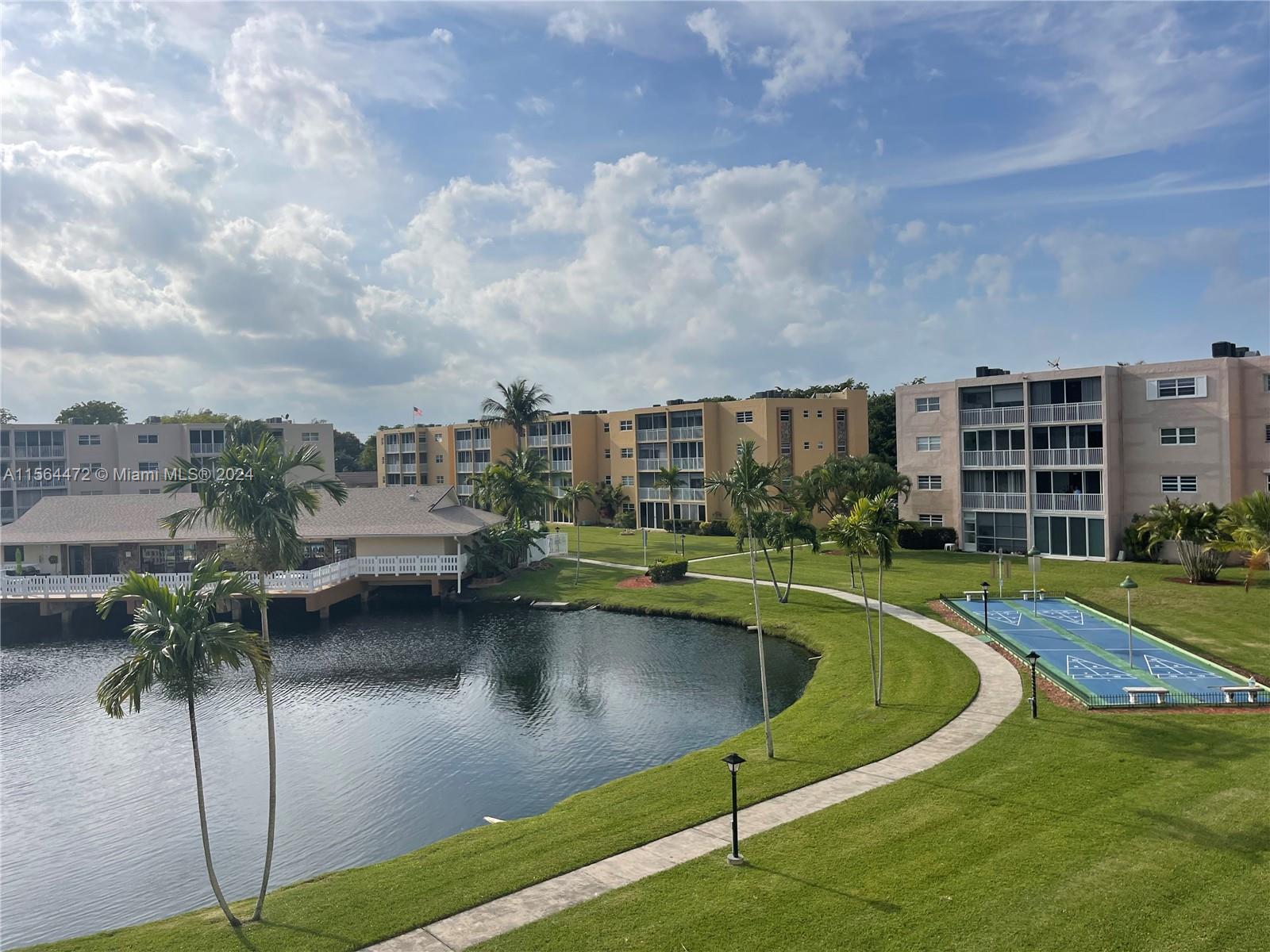 1024 SE 3rd Ave 304, Dania Beach, Florida 33004, 2 Bedrooms Bedrooms, ,2 BathroomsBathrooms,Residential,For Sale,1024 SE 3rd Ave 304,A11564472