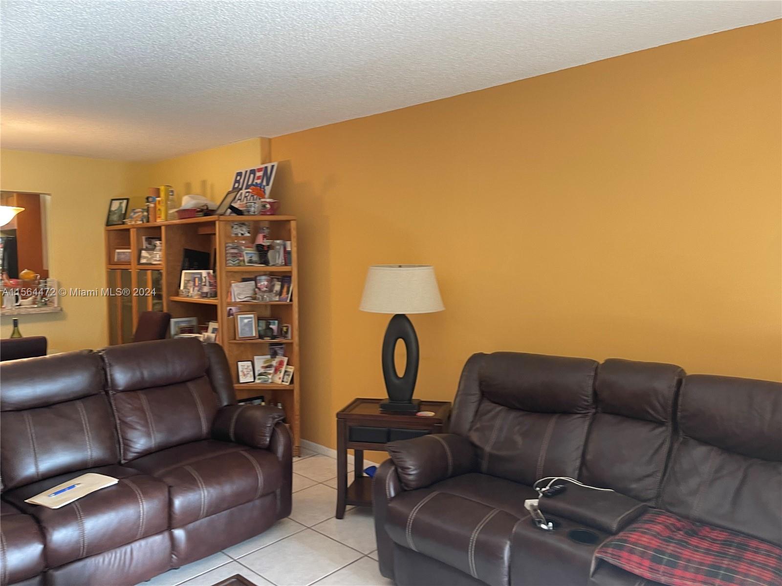 1024 SE 3rd Ave 304, Dania Beach, Florida 33004, 2 Bedrooms Bedrooms, ,2 BathroomsBathrooms,Residential,For Sale,1024 SE 3rd Ave 304,A11564472