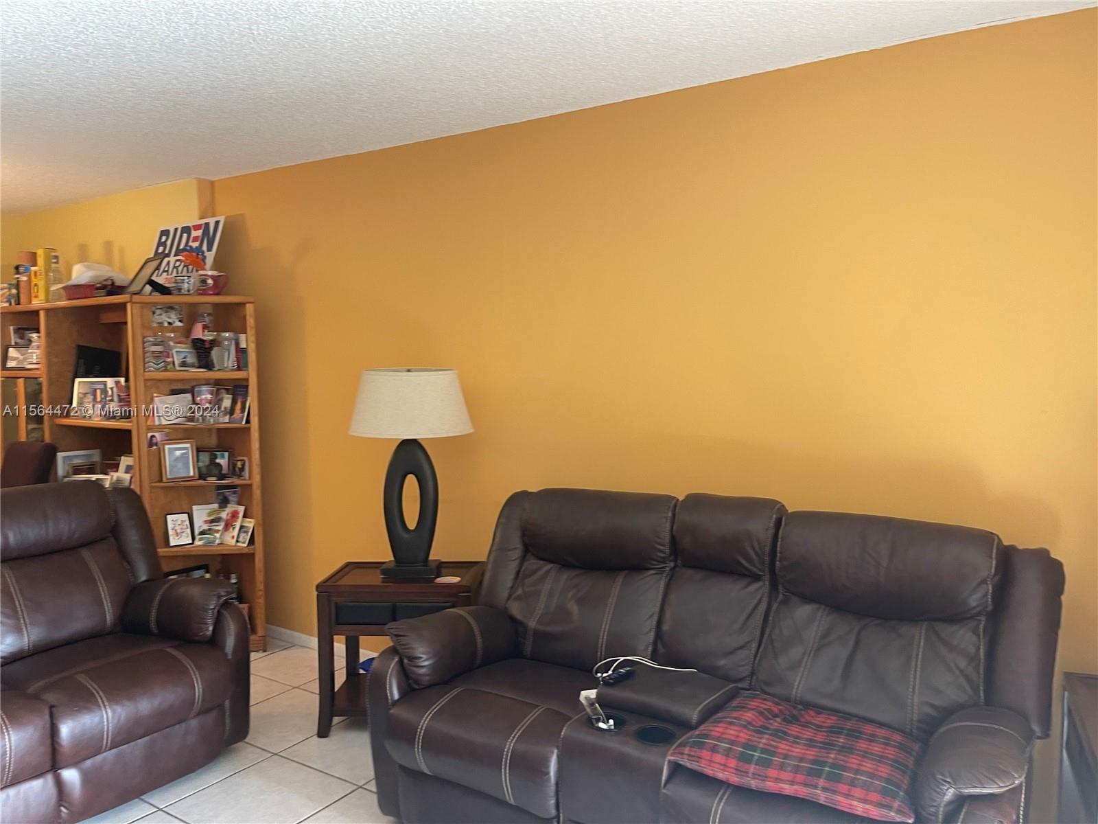 1024 SE 3rd Ave 304, Dania Beach, Florida 33004, 2 Bedrooms Bedrooms, ,2 BathroomsBathrooms,Residential,For Sale,1024 SE 3rd Ave 304,A11564472