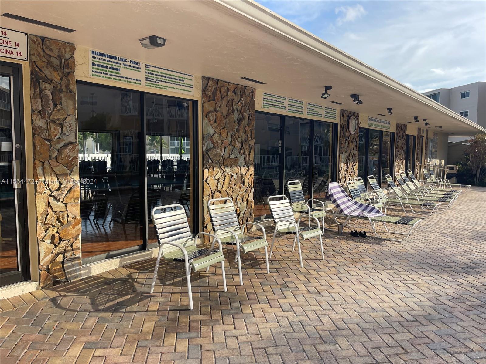 1024 SE 3rd Ave 304, Dania Beach, Florida 33004, 2 Bedrooms Bedrooms, ,2 BathroomsBathrooms,Residential,For Sale,1024 SE 3rd Ave 304,A11564472