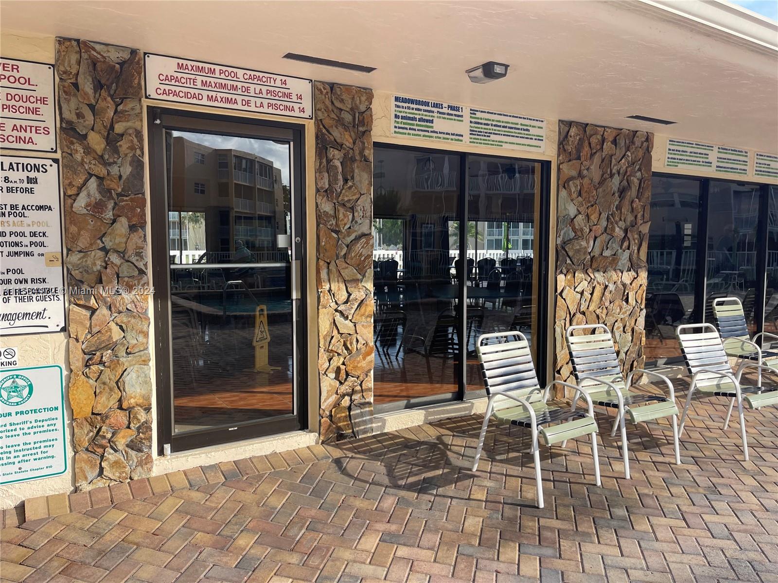 1024 SE 3rd Ave 304, Dania Beach, Florida 33004, 2 Bedrooms Bedrooms, ,2 BathroomsBathrooms,Residential,For Sale,1024 SE 3rd Ave 304,A11564472