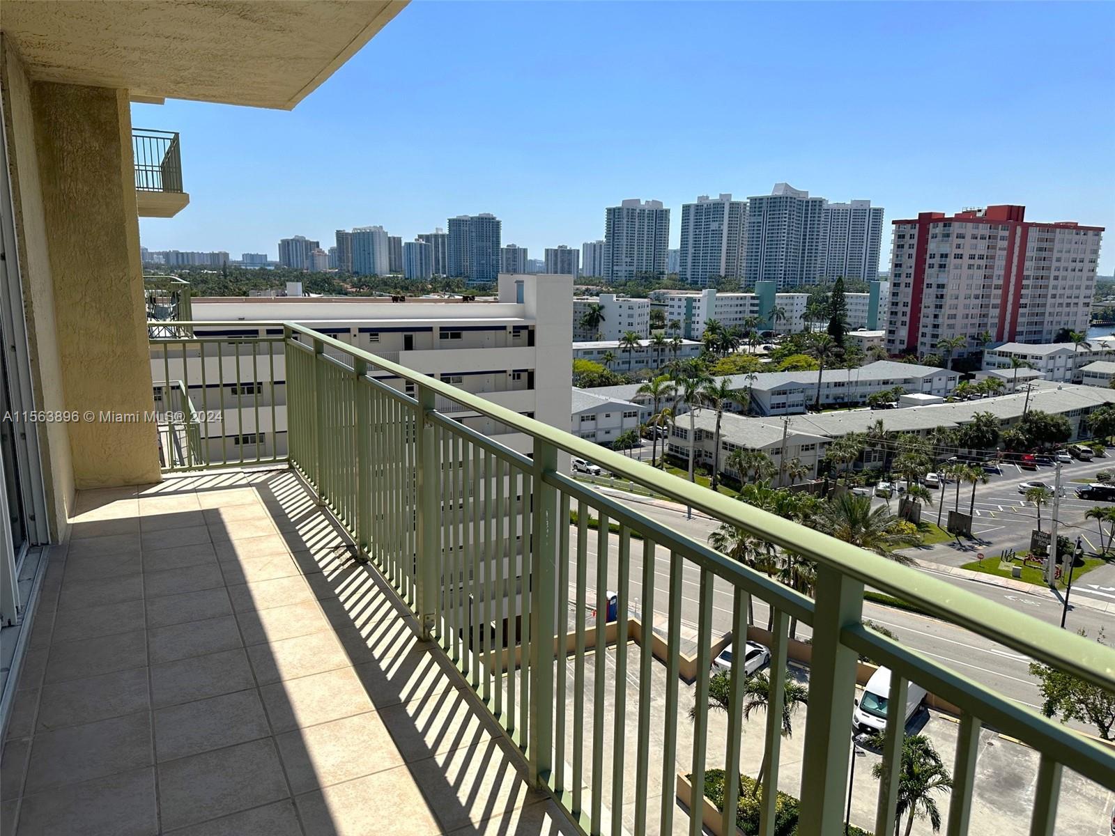 2080 S OCEAN DRIVE 902, Hallandale Beach, Florida 33009, 2 Bedrooms Bedrooms, ,2 BathroomsBathrooms,Residentiallease,For Rent,2080 S OCEAN DRIVE 902,A11563896