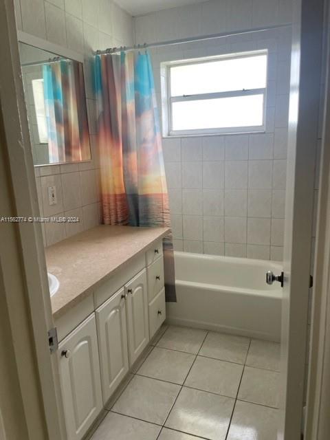 2837 Arcadia Dr, Miramar, Florida 33023, 2 Bedrooms Bedrooms, ,1 BathroomBathrooms,Residential,For Sale,2837 Arcadia Dr,A11562774