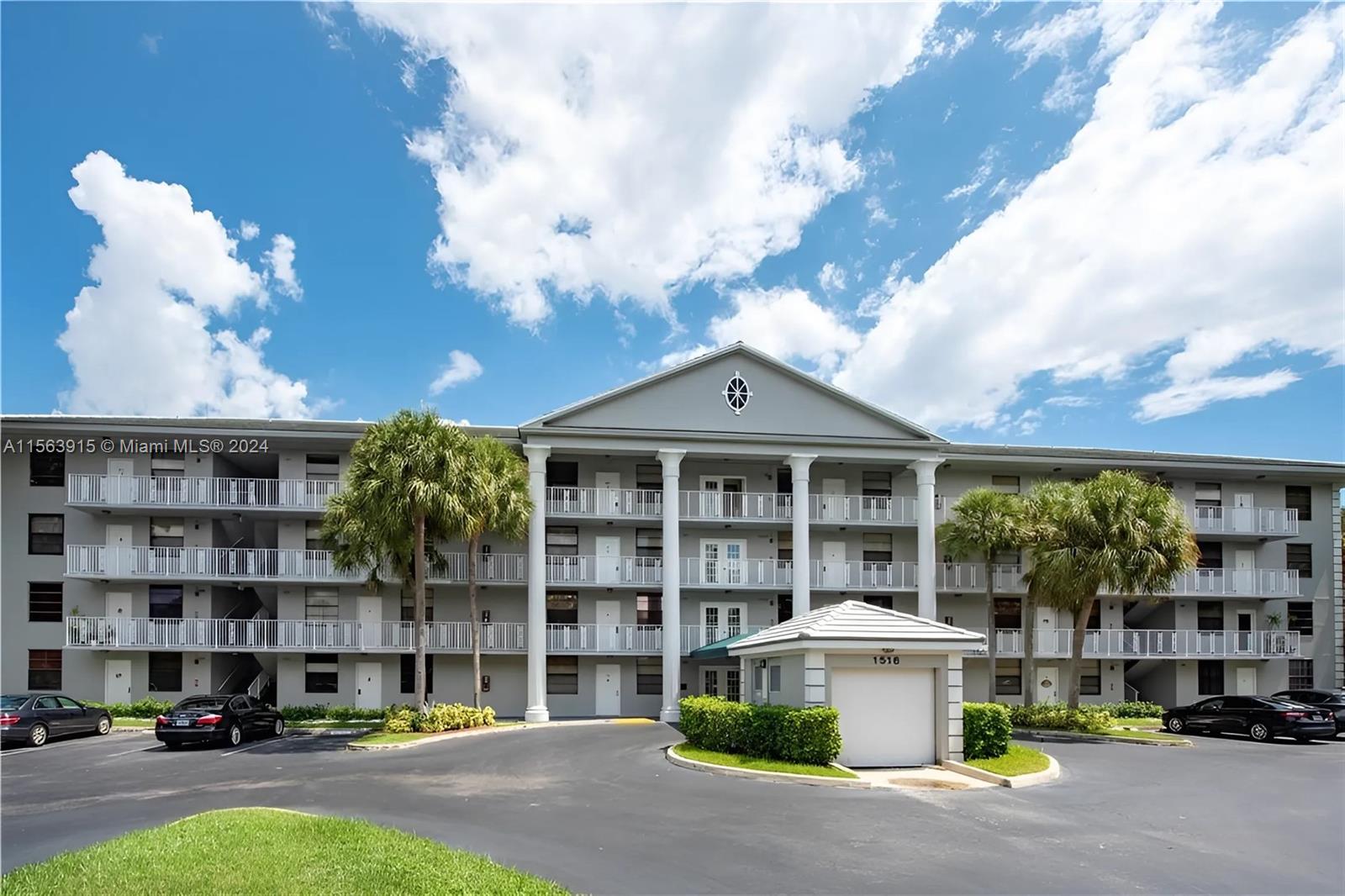 1516 Whitehall Dr 403, Davie, Florida 33324, 2 Bedrooms Bedrooms, ,2 BathroomsBathrooms,Residential,For Sale,1516 Whitehall Dr 403,A11563915