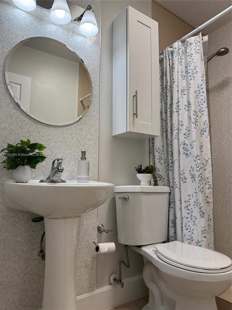 501 SW 120th Ave 0, Miami, Florida 33184, 3 Bedrooms Bedrooms, ,2 BathroomsBathrooms,Residentiallease,For Rent,501 SW 120th Ave 0,A11564484