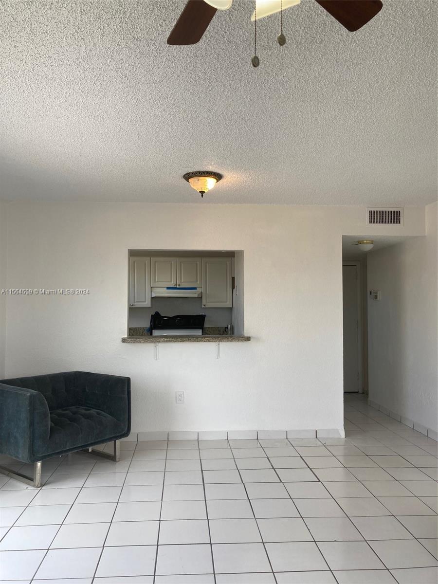 5100 SW 41st St PH6, Pembroke Park, Florida 33023, 1 Bedroom Bedrooms, ,1 BathroomBathrooms,Residentiallease,For Rent,5100 SW 41st St PH6,A11564509