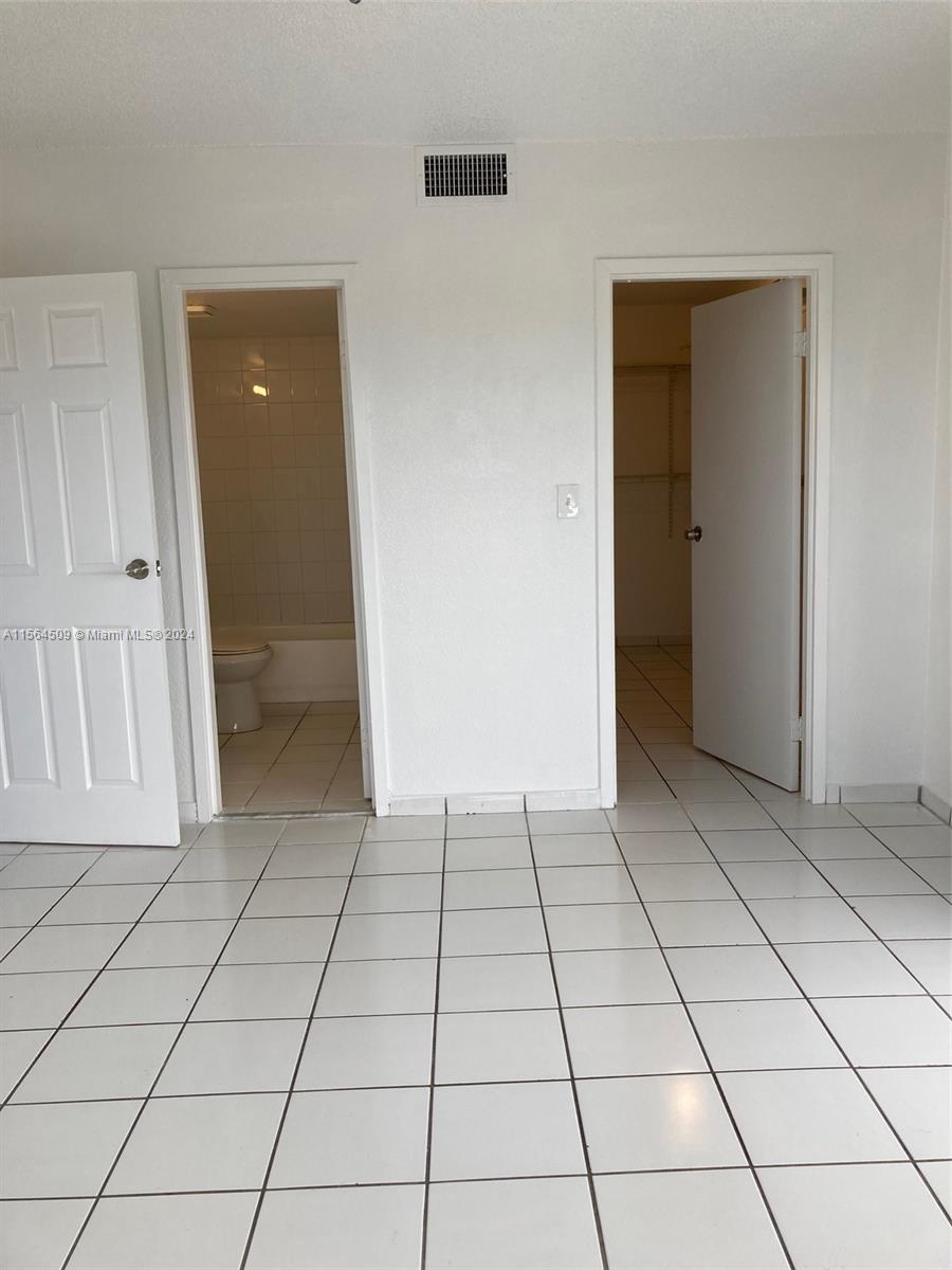 5100 SW 41st St PH6, Pembroke Park, Florida 33023, 1 Bedroom Bedrooms, ,1 BathroomBathrooms,Residentiallease,For Rent,5100 SW 41st St PH6,A11564509