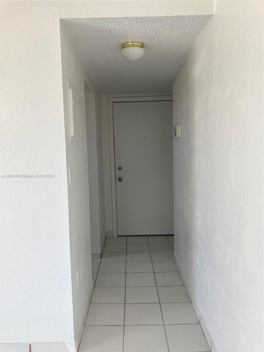 5100 SW 41st St PH6, Pembroke Park, Florida 33023, 1 Bedroom Bedrooms, ,1 BathroomBathrooms,Residentiallease,For Rent,5100 SW 41st St PH6,A11564509