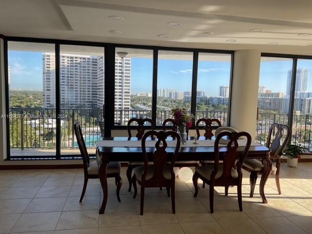 300 SE Three Islands Blvd 211, Hallandale Beach, Florida 33009, 2 Bedrooms Bedrooms, ,2 BathroomsBathrooms,Residentiallease,For Rent,300 SE Three Islands Blvd 211,A11564277