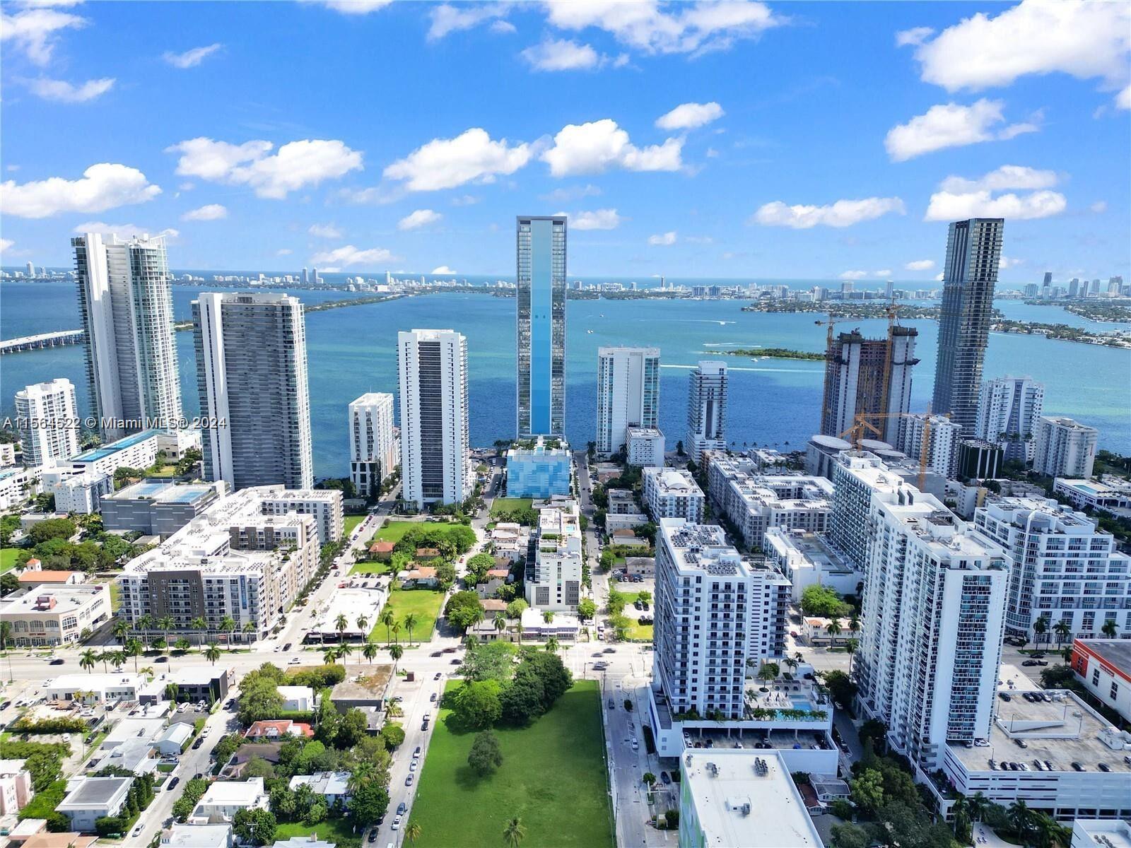 321 NE 26th St PH904, Miami, Florida 33137, 2 Bedrooms Bedrooms, ,2 BathroomsBathrooms,Residentiallease,For Rent,321 NE 26th St PH904,A11564522