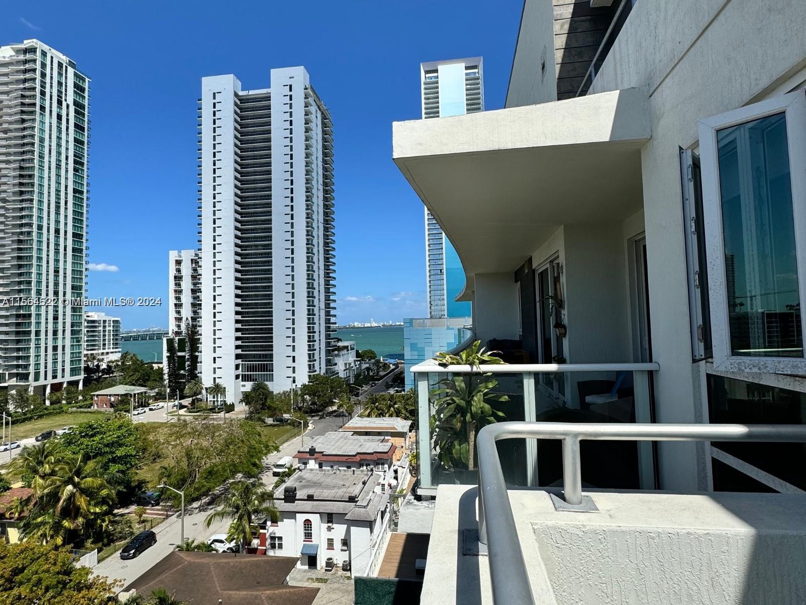 321 NE 26th St PH904, Miami, Florida 33137, 2 Bedrooms Bedrooms, ,2 BathroomsBathrooms,Residentiallease,For Rent,321 NE 26th St PH904,A11564522