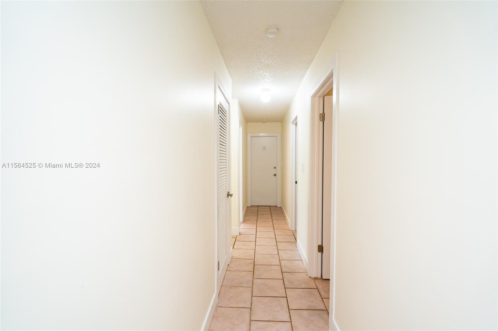 2650 Scott St, Hollywood, Florida 33020, 3 Bedrooms Bedrooms, ,2 BathroomsBathrooms,Residentiallease,For Rent,2650 Scott St,A11564525