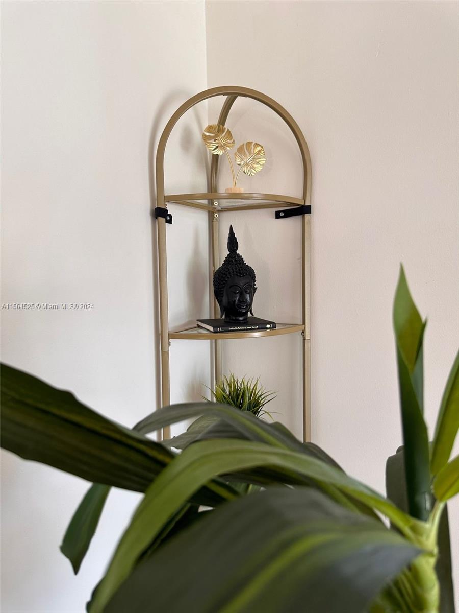 2650 Scott St, Hollywood, Florida 33020, 3 Bedrooms Bedrooms, ,2 BathroomsBathrooms,Residentiallease,For Rent,2650 Scott St,A11564525