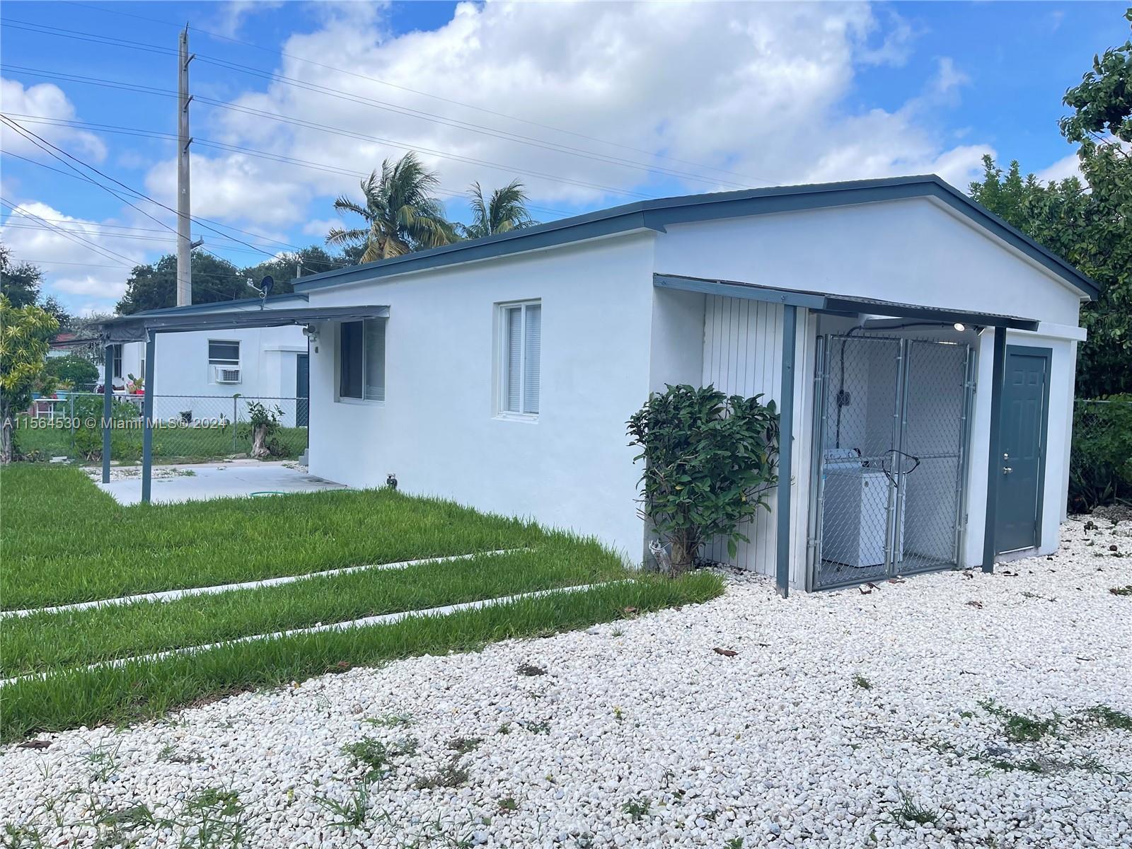441 NW 95th St 1, Miami, Florida 33150, 2 Bedrooms Bedrooms, ,1 BathroomBathrooms,Residentiallease,For Rent,441 NW 95th St 1,A11564530