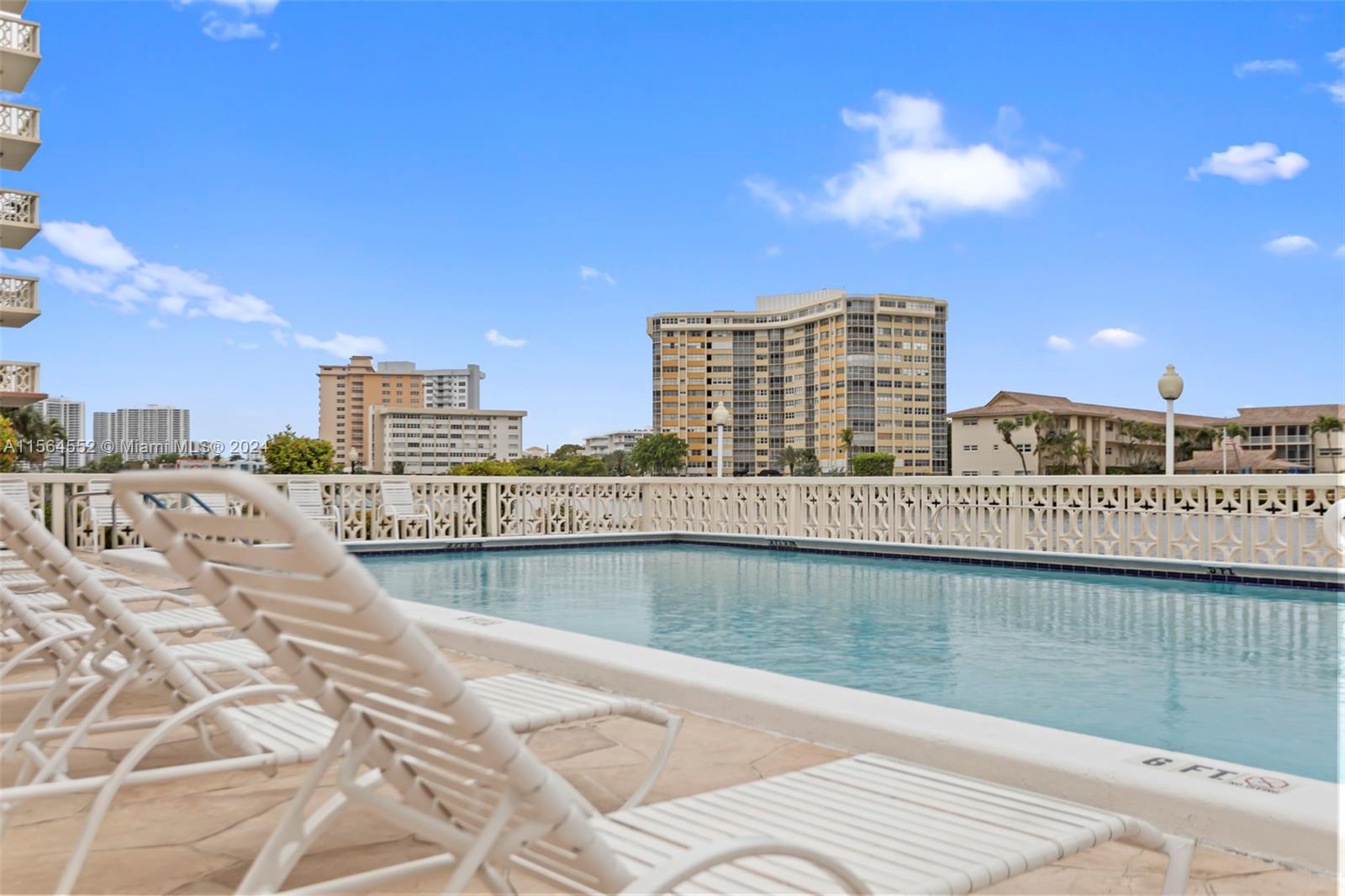 1817 S Ocean Dr 722, Hallandale Beach, Florida 33009, 1 Bedroom Bedrooms, ,1 BathroomBathrooms,Residential,For Sale,1817 S Ocean Dr 722,A11564552