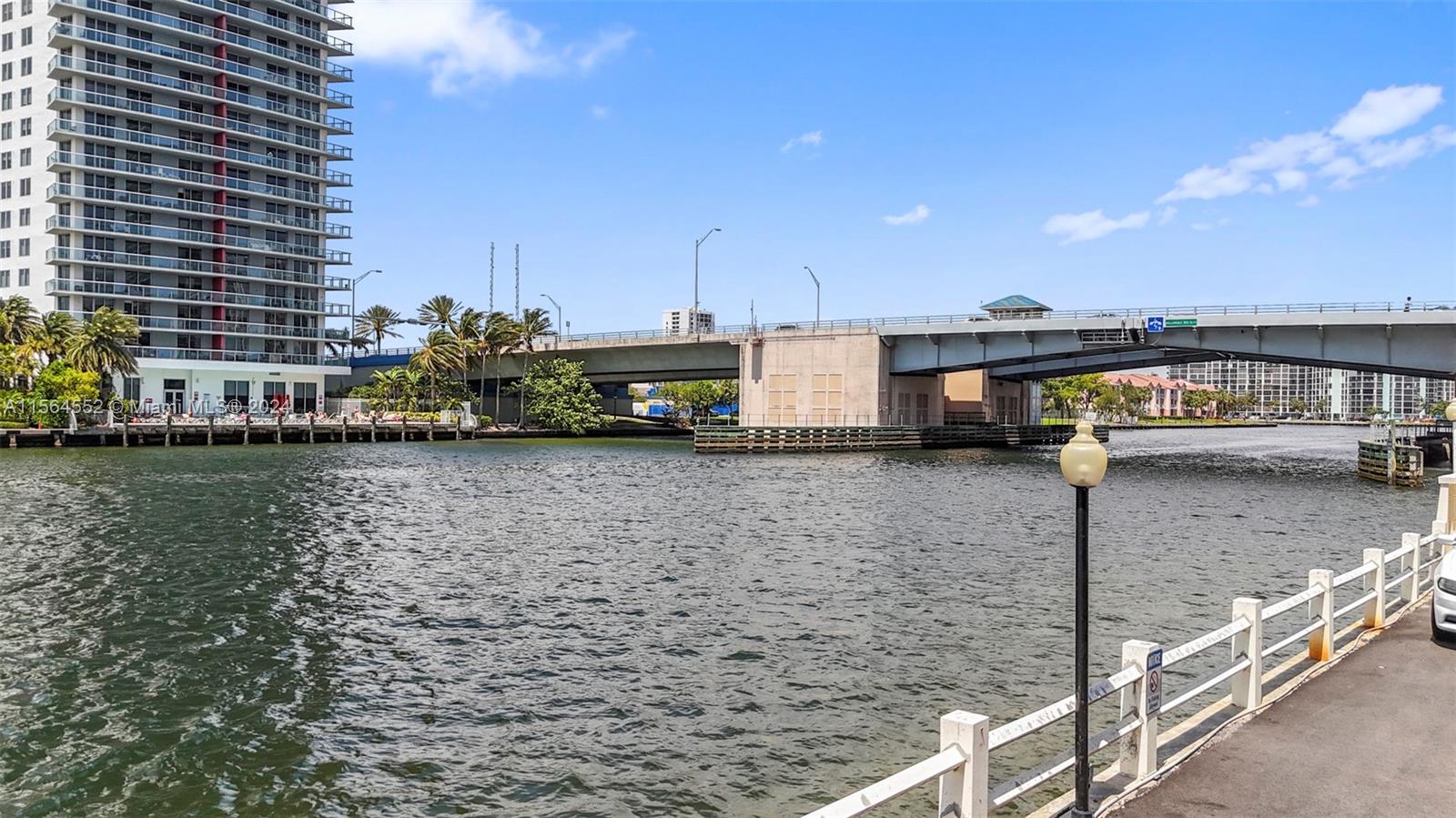 1817 S Ocean Dr 722, Hallandale Beach, Florida 33009, 1 Bedroom Bedrooms, ,1 BathroomBathrooms,Residential,For Sale,1817 S Ocean Dr 722,A11564552