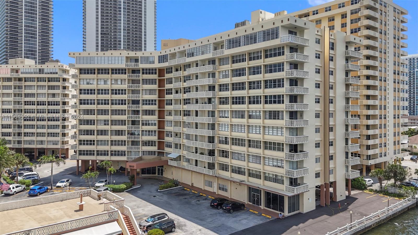 1817 S Ocean Dr 722, Hallandale Beach, Florida 33009, 1 Bedroom Bedrooms, ,1 BathroomBathrooms,Residential,For Sale,1817 S Ocean Dr 722,A11564552