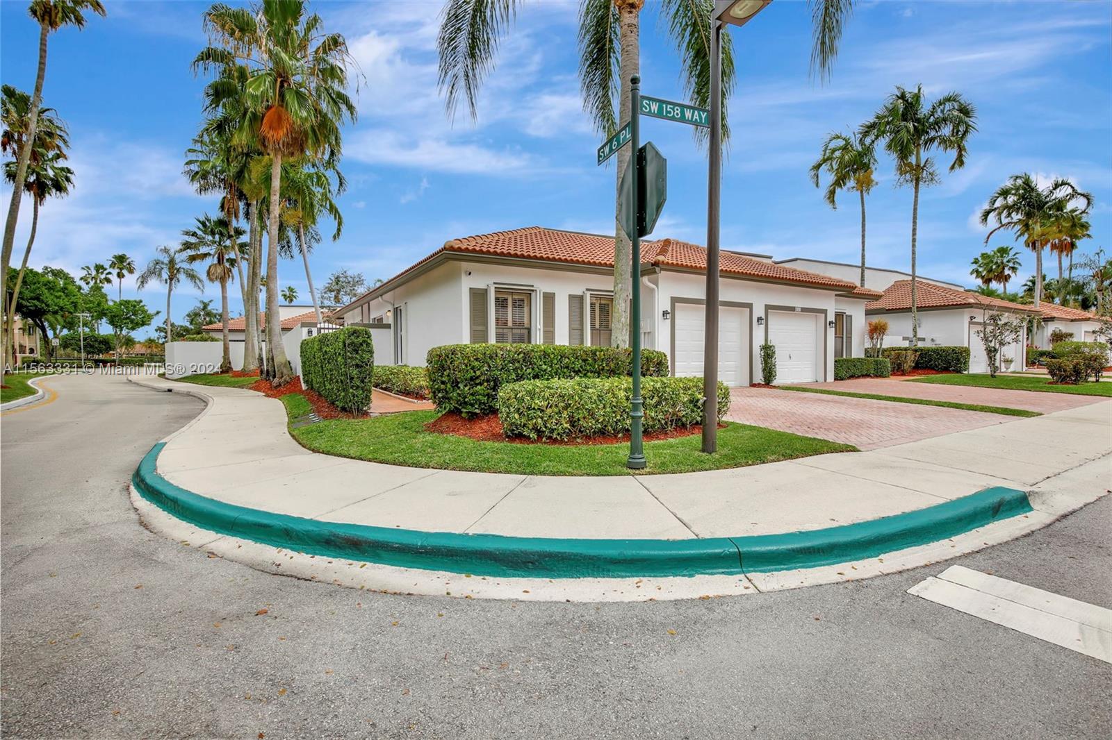 641 SW 158th Way, Pembroke Pines, Florida 33027, 3 Bedrooms Bedrooms, ,2 BathroomsBathrooms,Residential,For Sale,641 SW 158th Way,A11563331