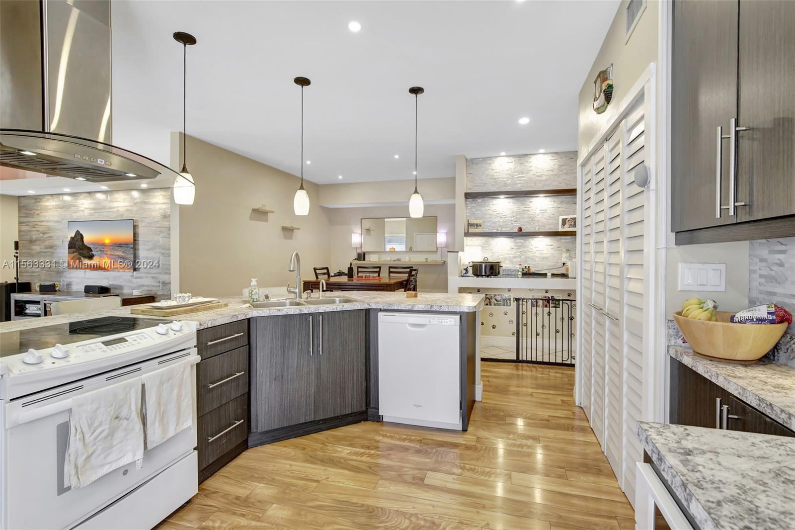 641 SW 158th Way, Pembroke Pines, Florida 33027, 3 Bedrooms Bedrooms, ,2 BathroomsBathrooms,Residential,For Sale,641 SW 158th Way,A11563331