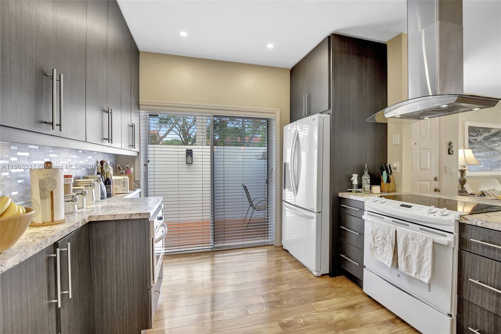 641 SW 158th Way, Pembroke Pines, Florida 33027, 3 Bedrooms Bedrooms, ,2 BathroomsBathrooms,Residential,For Sale,641 SW 158th Way,A11563331