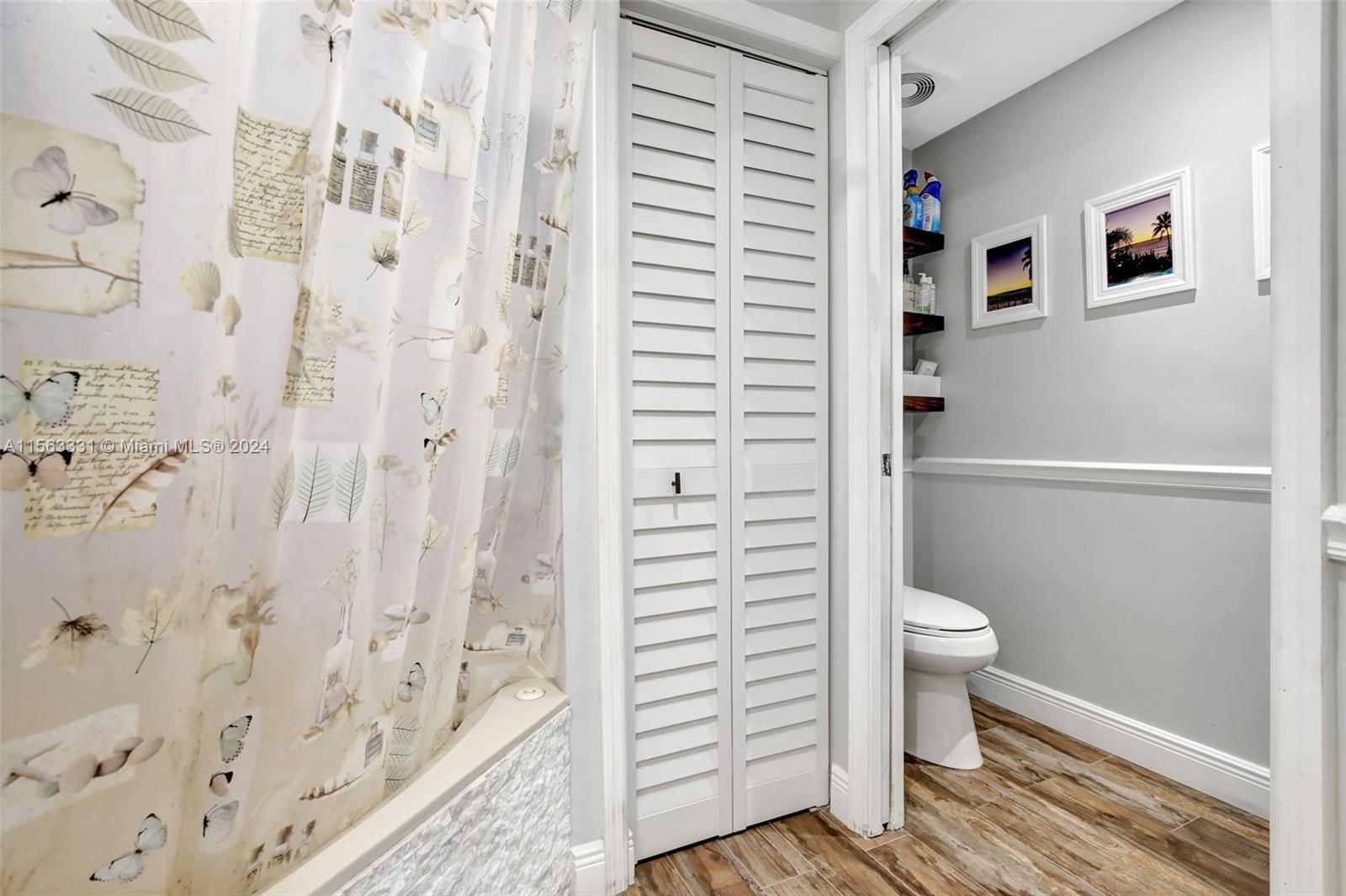 641 SW 158th Way, Pembroke Pines, Florida 33027, 3 Bedrooms Bedrooms, ,2 BathroomsBathrooms,Residential,For Sale,641 SW 158th Way,A11563331