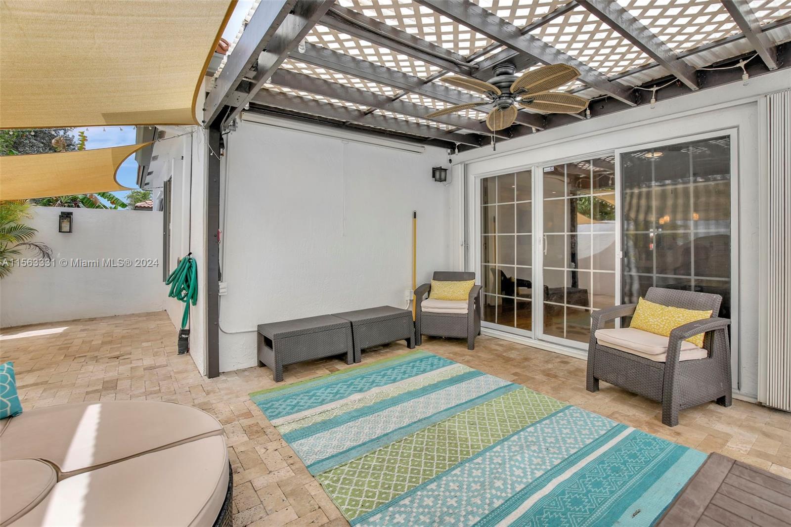 641 SW 158th Way, Pembroke Pines, Florida 33027, 3 Bedrooms Bedrooms, ,2 BathroomsBathrooms,Residential,For Sale,641 SW 158th Way,A11563331