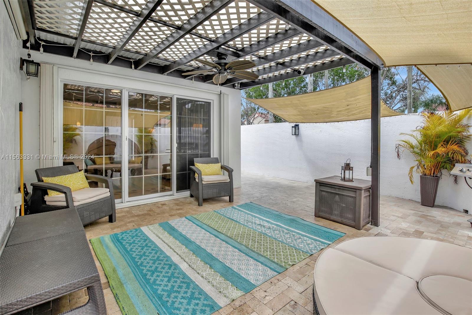 641 SW 158th Way, Pembroke Pines, Florida 33027, 3 Bedrooms Bedrooms, ,2 BathroomsBathrooms,Residential,For Sale,641 SW 158th Way,A11563331