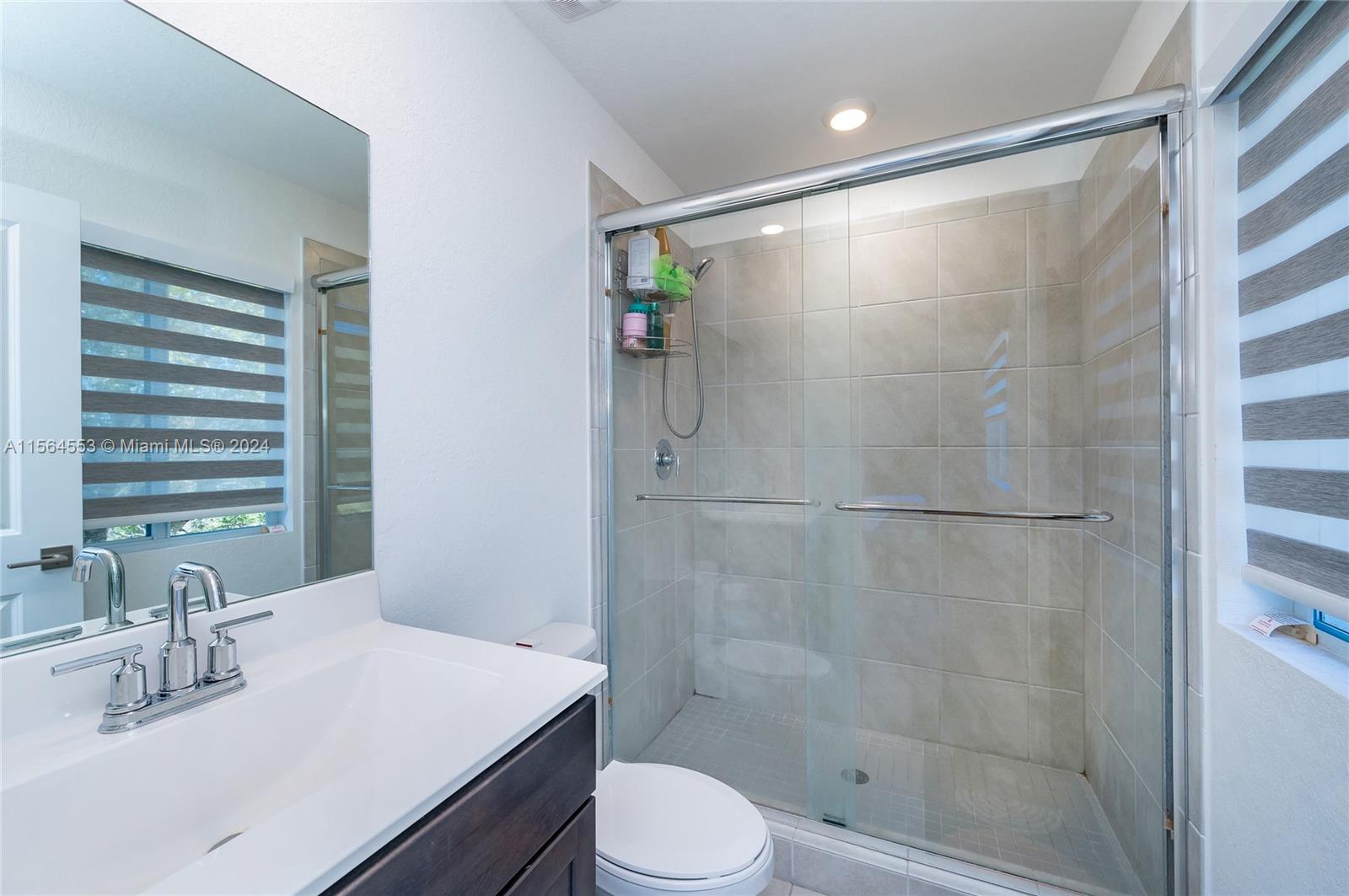 2405 SE 10th St 2405, Homestead, Florida 33035, 3 Bedrooms Bedrooms, ,2 BathroomsBathrooms,Residential,For Sale,2405 SE 10th St 2405,A11564553