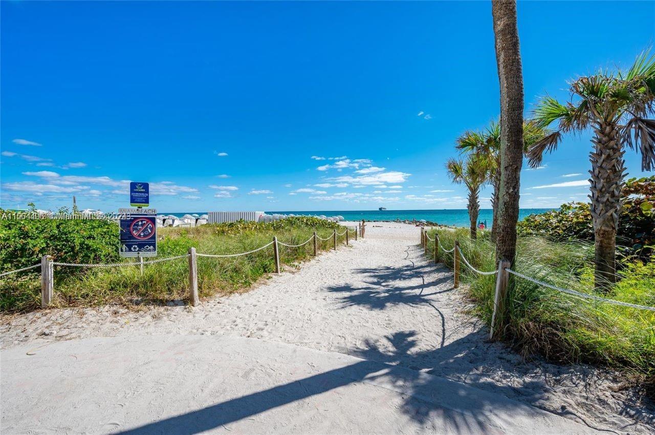 2899 Collins Ave 1516, Miami Beach, Florida 33140, ,1 BathroomBathrooms,Residentiallease,For Rent,2899 Collins Ave 1516,A11564496