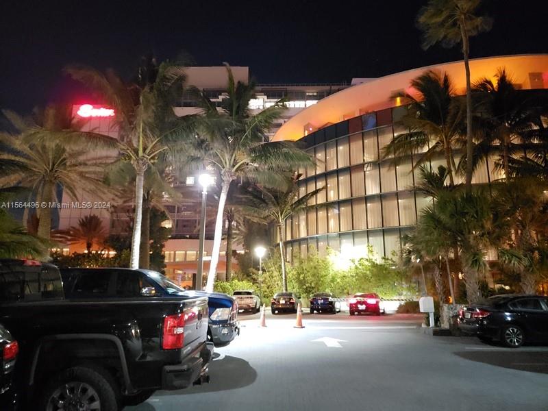 2899 Collins Ave 1516, Miami Beach, Florida 33140, ,1 BathroomBathrooms,Residentiallease,For Rent,2899 Collins Ave 1516,A11564496