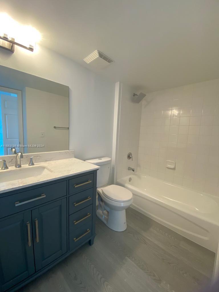 3000 Coral Way 1510, Miami, Florida 33145, 2 Bedrooms Bedrooms, ,2 BathroomsBathrooms,Residentiallease,For Rent,3000 Coral Way 1510,A11563136
