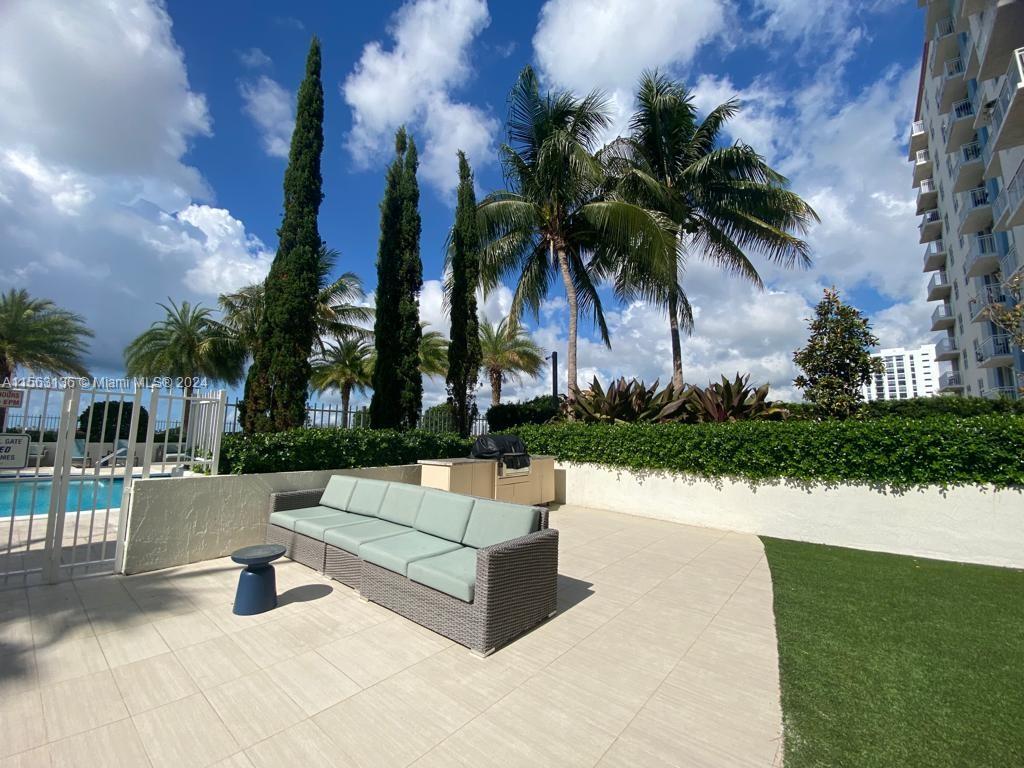 3000 Coral Way 1510, Miami, Florida 33145, 2 Bedrooms Bedrooms, ,2 BathroomsBathrooms,Residentiallease,For Rent,3000 Coral Way 1510,A11563136