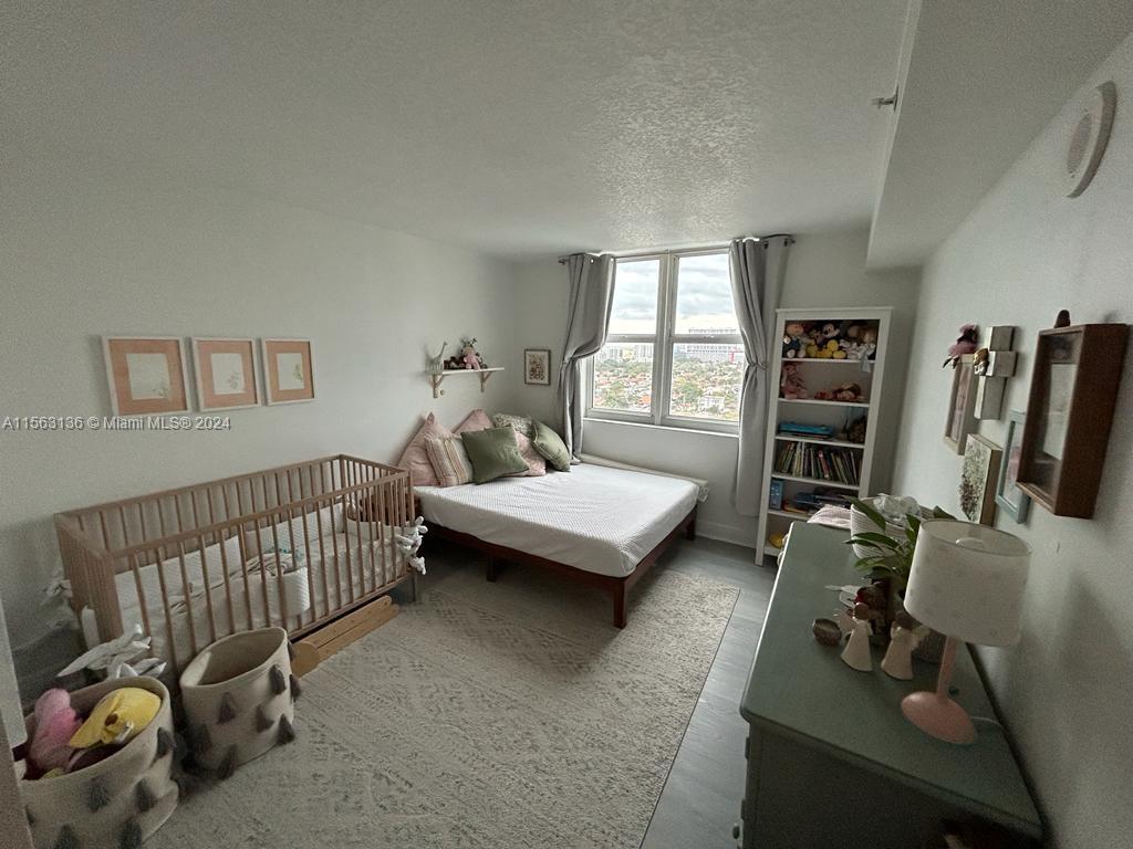 3000 Coral Way 1510, Miami, Florida 33145, 2 Bedrooms Bedrooms, ,2 BathroomsBathrooms,Residentiallease,For Rent,3000 Coral Way 1510,A11563136