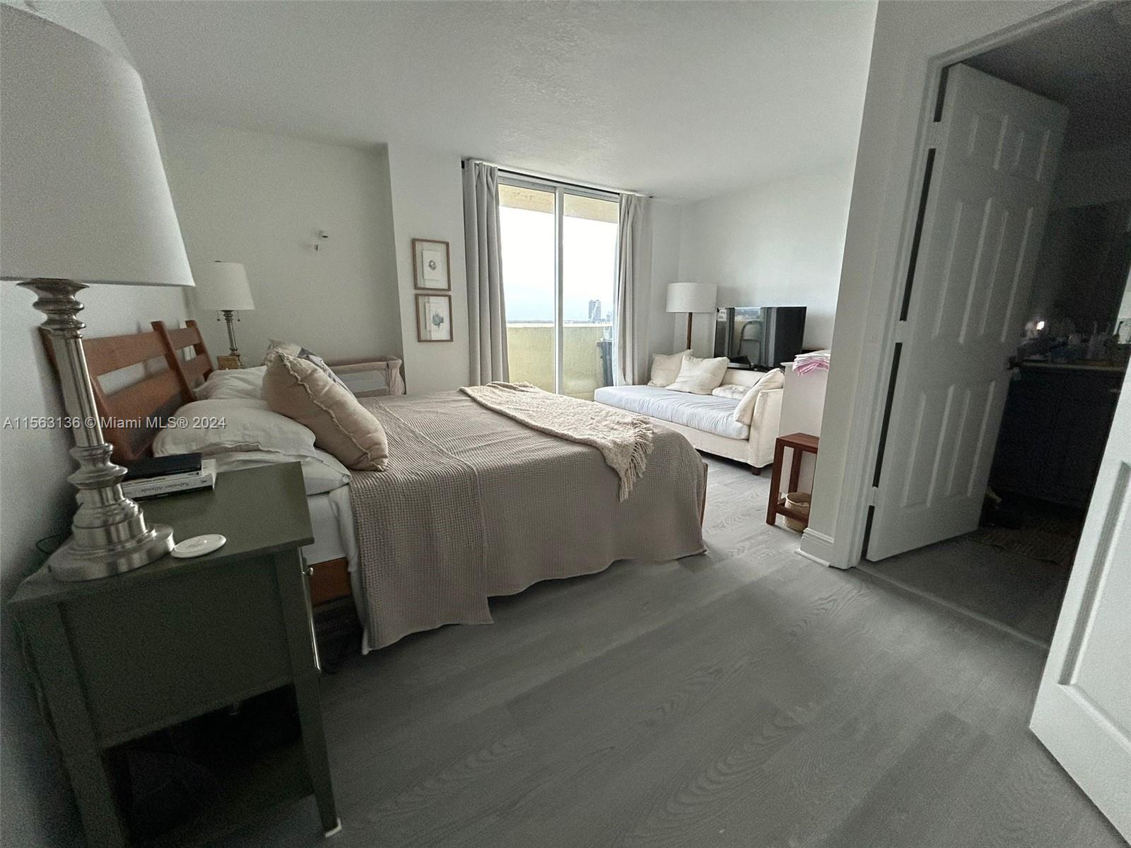 3000 Coral Way 1510, Miami, Florida 33145, 2 Bedrooms Bedrooms, ,2 BathroomsBathrooms,Residentiallease,For Rent,3000 Coral Way 1510,A11563136