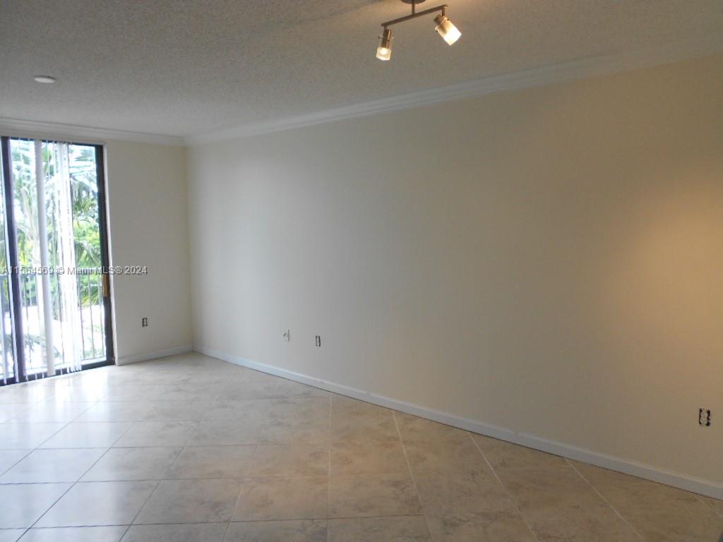 1919 Van Buren St 512A, Hollywood, Florida 33020, 1 Bedroom Bedrooms, ,1 BathroomBathrooms,Residentiallease,For Rent,1919 Van Buren St 512A,A11564569