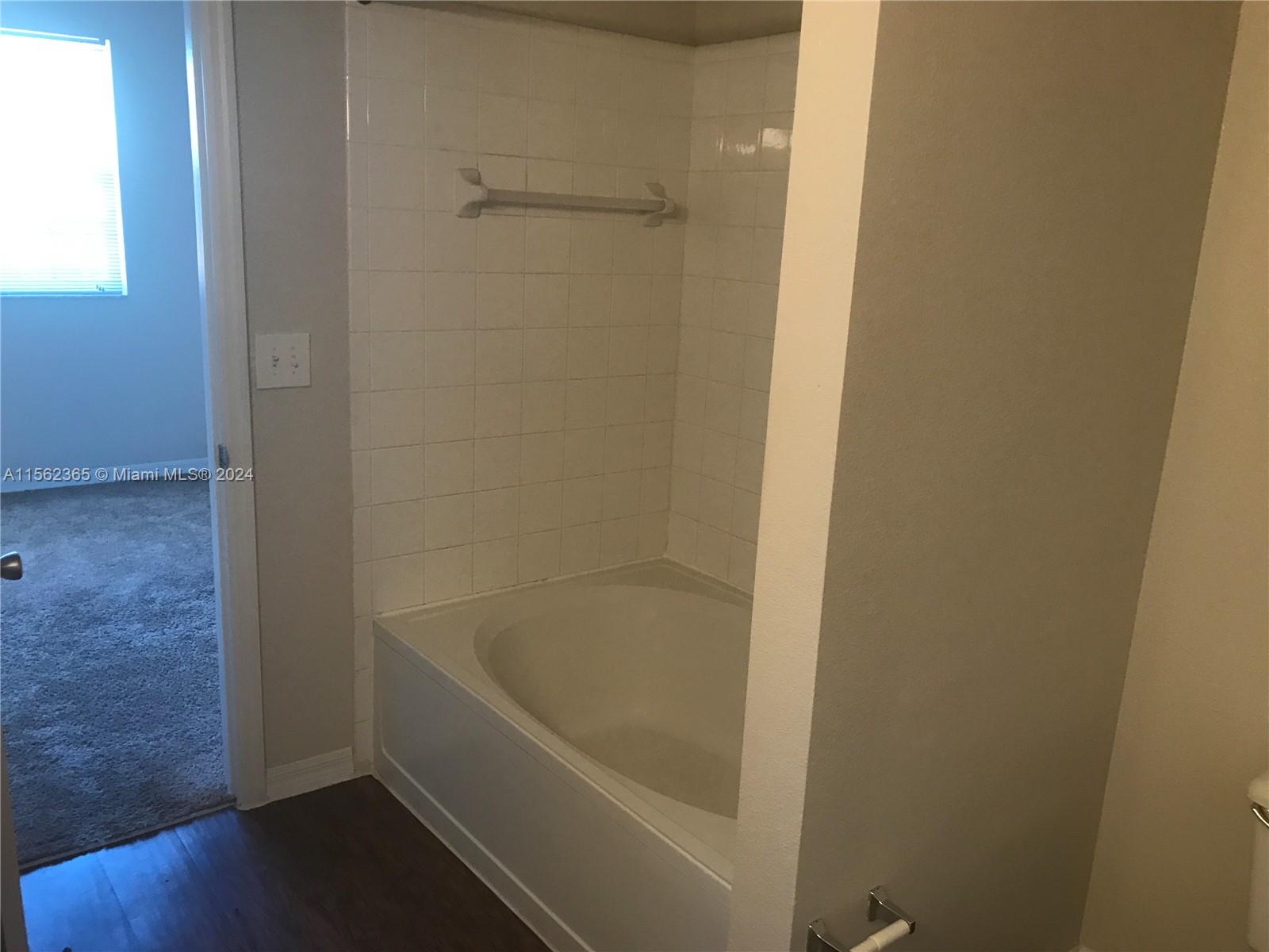 11630 SW 2nd St 17301, Pembroke Pines, Florida 33025, 2 Bedrooms Bedrooms, ,2 BathroomsBathrooms,Residentiallease,For Rent,11630 SW 2nd St 17301,A11562365