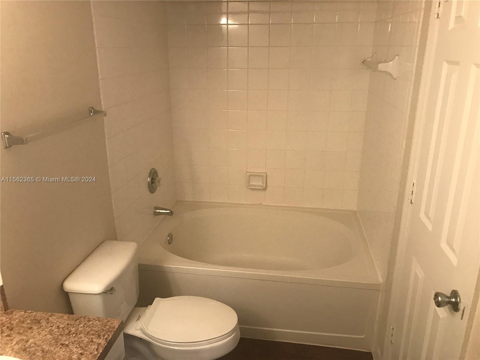 11630 SW 2nd St 17301, Pembroke Pines, Florida 33025, 2 Bedrooms Bedrooms, ,2 BathroomsBathrooms,Residentiallease,For Rent,11630 SW 2nd St 17301,A11562365