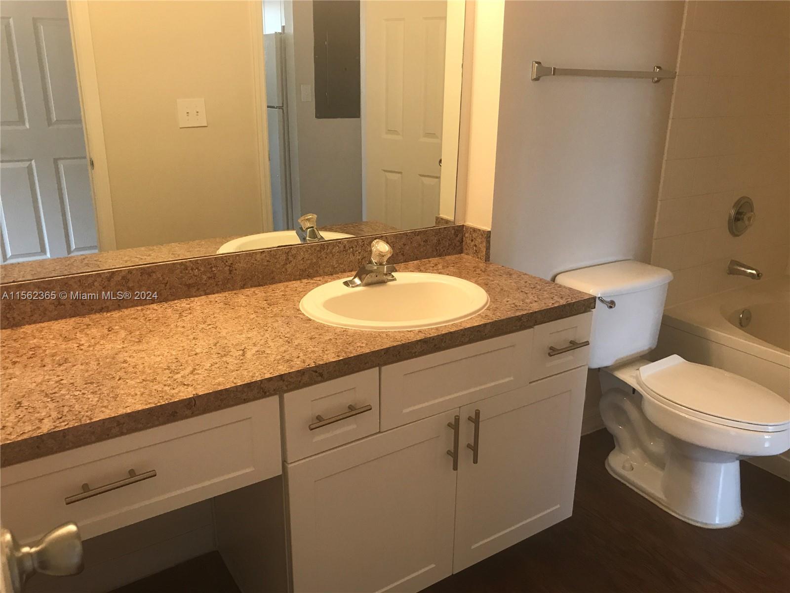 11630 SW 2nd St 17301, Pembroke Pines, Florida 33025, 2 Bedrooms Bedrooms, ,2 BathroomsBathrooms,Residentiallease,For Rent,11630 SW 2nd St 17301,A11562365