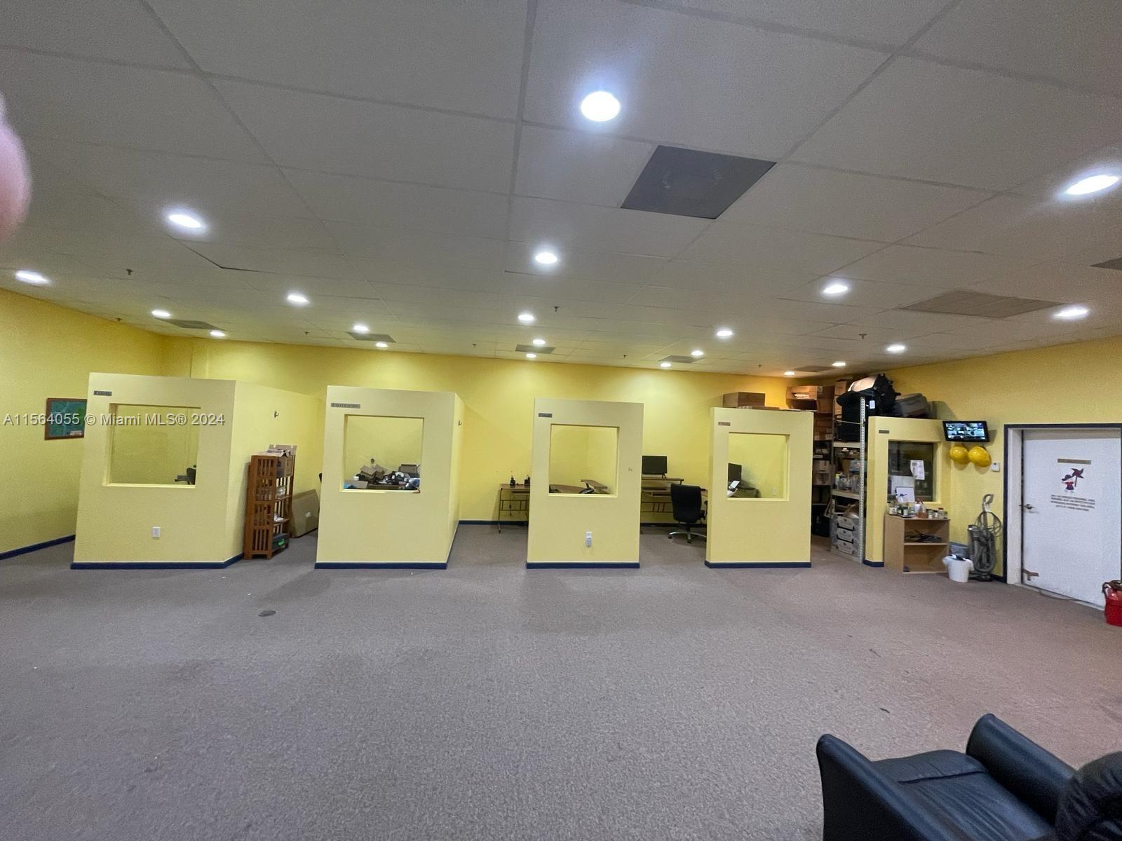 20871 SW Johnson St 103, Pembroke Pines, Florida 33029, ,Commercialsale,For Sale,20871 SW Johnson St 103,A11564055