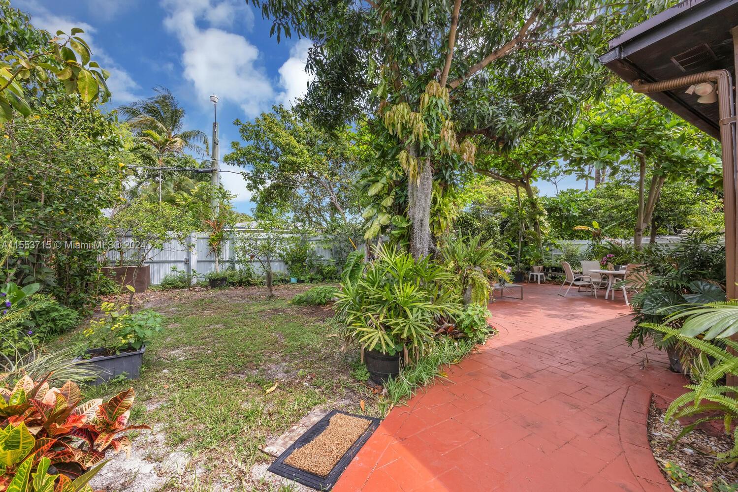 887 NE 145th St, North Miami, Florida 33161, 3 Bedrooms Bedrooms, ,2 BathroomsBathrooms,Residential,For Sale,887 NE 145th St,A11553715