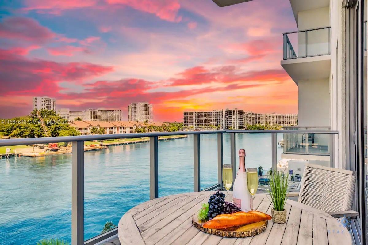 4010 S Ocean Dr R308, Hollywood, Florida 33019, 3 Bedrooms Bedrooms, ,2 BathroomsBathrooms,Residentiallease,For Rent,4010 S Ocean Dr R308,A11564619