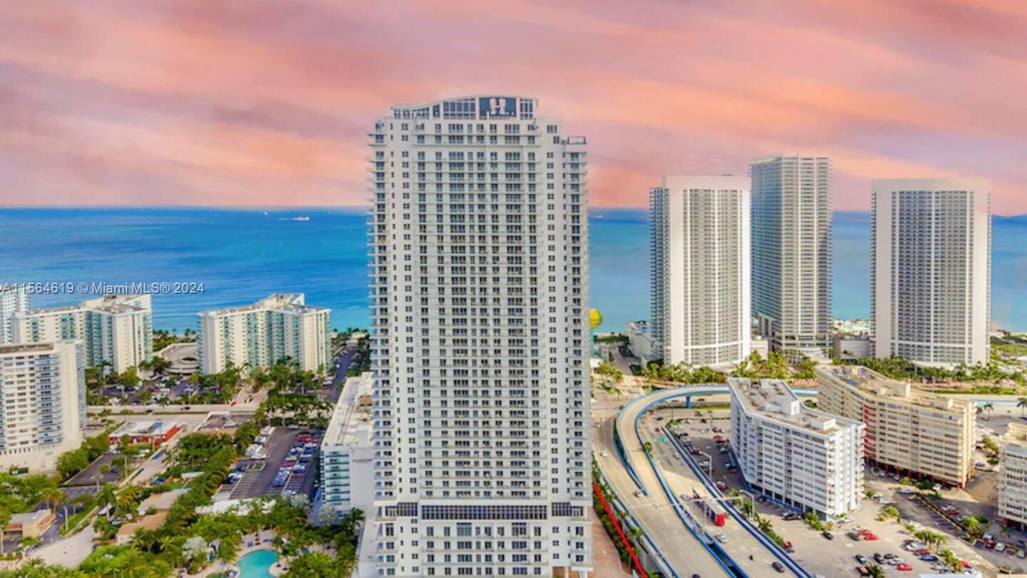 4010 S Ocean Dr R308, Hollywood, Florida 33019, 3 Bedrooms Bedrooms, ,2 BathroomsBathrooms,Residentiallease,For Rent,4010 S Ocean Dr R308,A11564619
