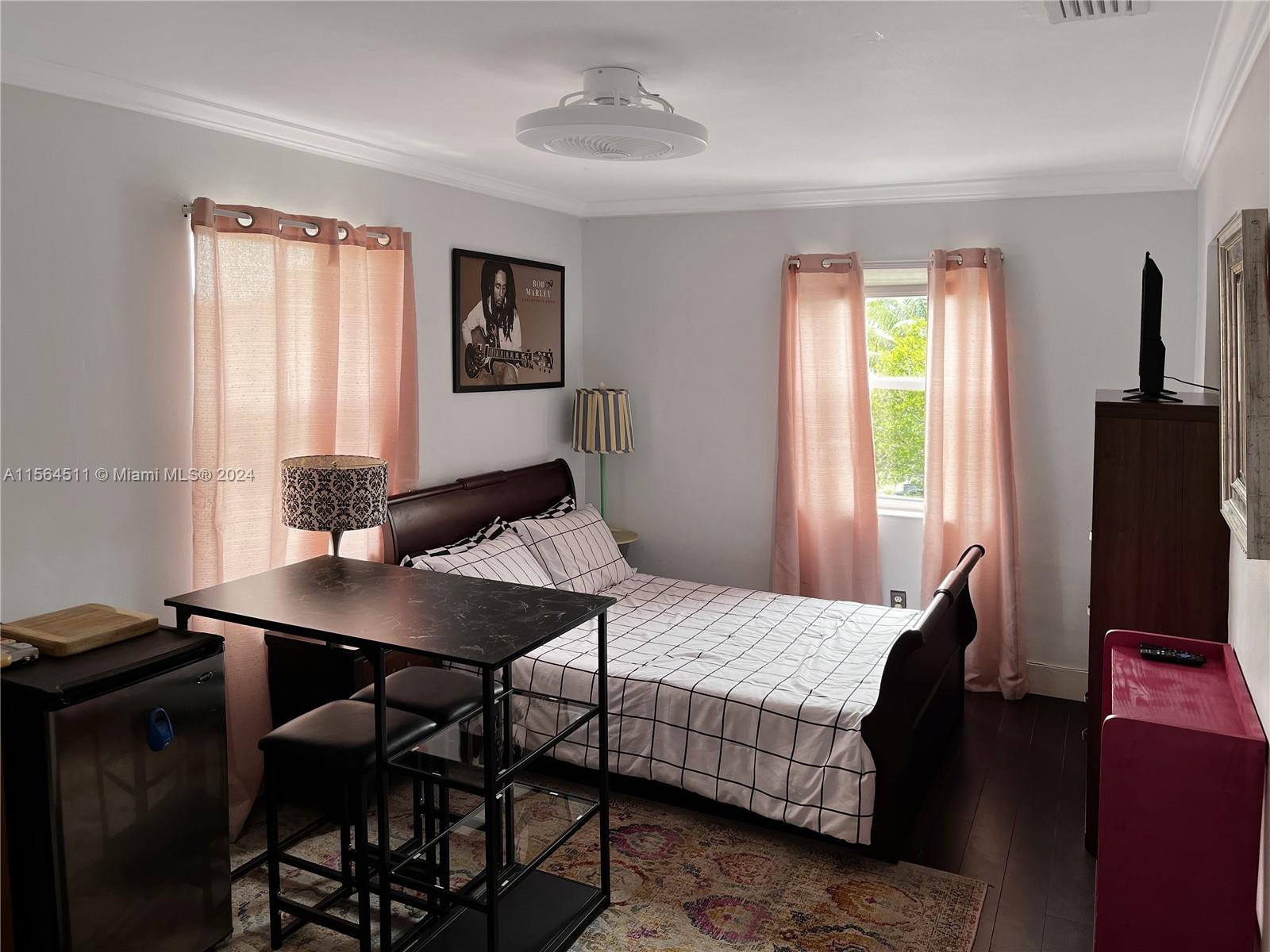 2100 NE 170th St, North Miami Beach, Florida 33162, 2 Bedrooms Bedrooms, ,2 BathroomsBathrooms,Residential,For Sale,2100 NE 170th St,A11564511