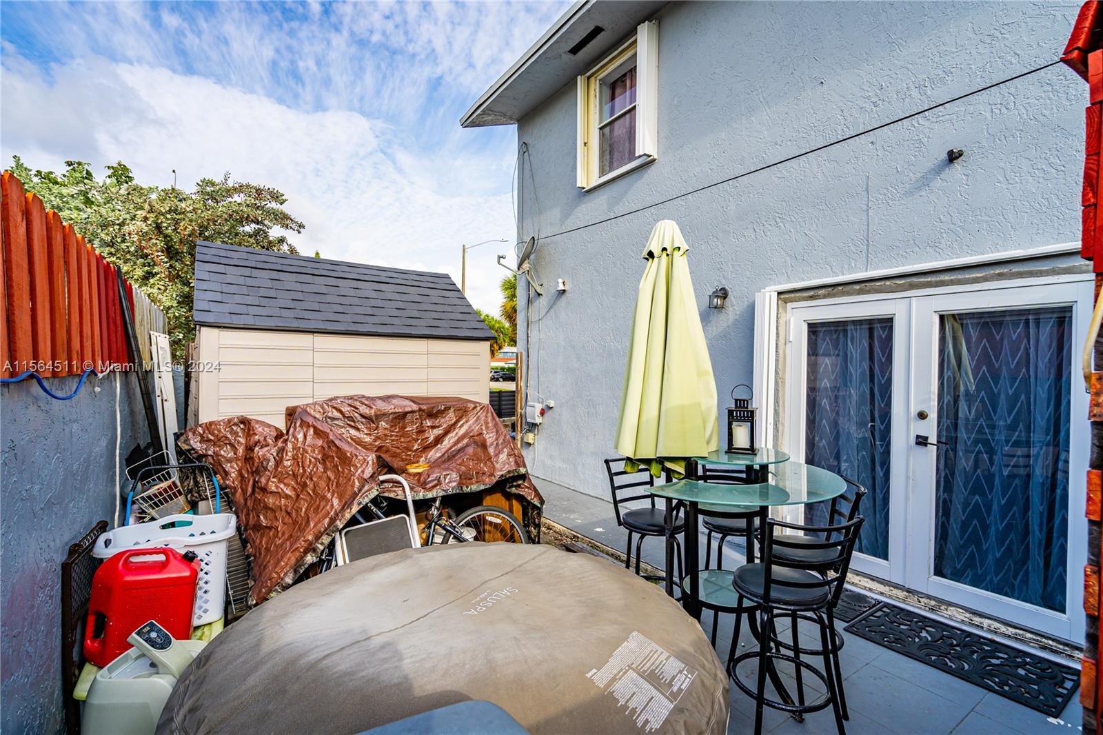 2100 NE 170th St, North Miami Beach, Florida 33162, 2 Bedrooms Bedrooms, ,2 BathroomsBathrooms,Residential,For Sale,2100 NE 170th St,A11564511