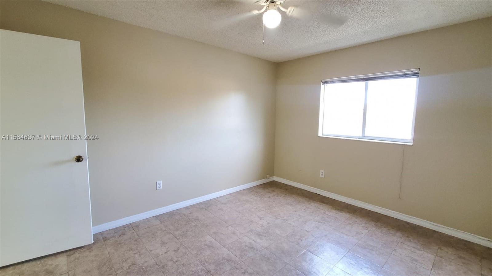 3610 N 56th Ave 215, Hollywood, Florida 33021, 1 Bedroom Bedrooms, ,1 BathroomBathrooms,Residentiallease,For Rent,3610 N 56th Ave 215,A11564637