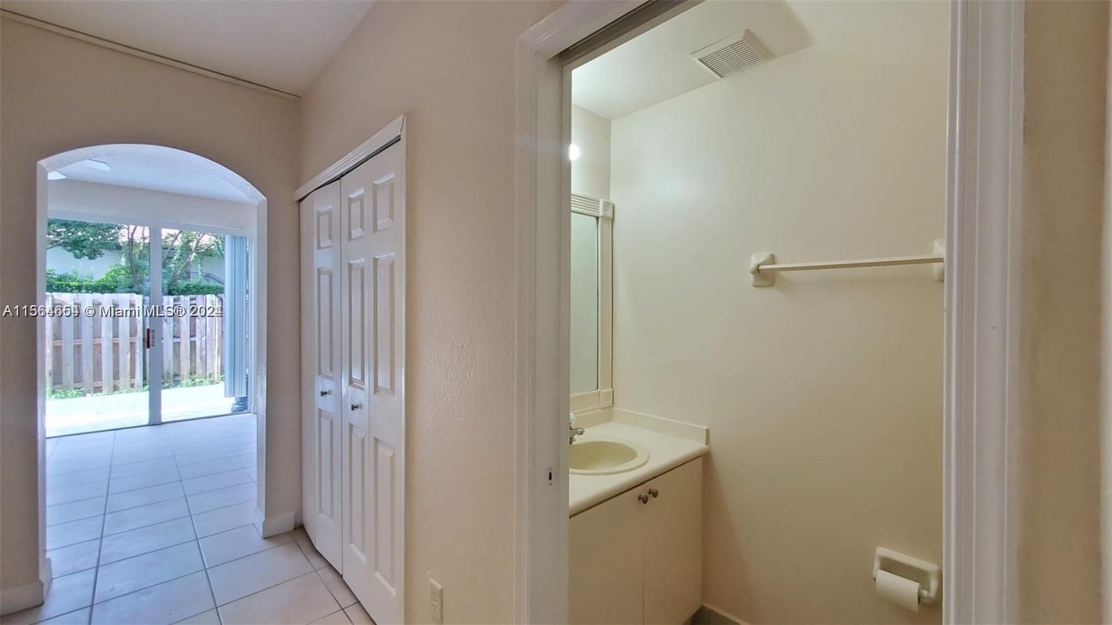 3976 SW 157th Ave 219, Miramar, Florida 33027, 3 Bedrooms Bedrooms, ,2 BathroomsBathrooms,Residentiallease,For Rent,3976 SW 157th Ave 219,A11564654